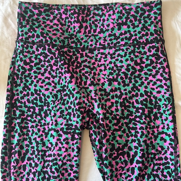 Fabletics Matching Set Size Medium - Picture 4 of 4